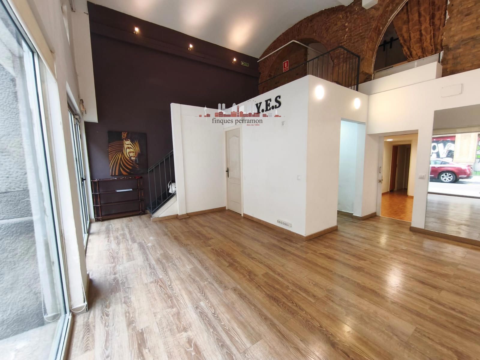 Local Comercial en lloguer Barcelona. Ref: 3955. Finques Perramon SL