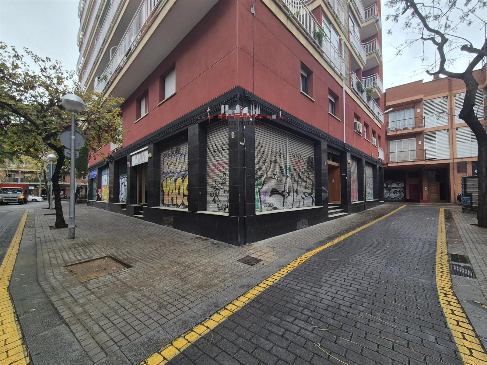 Local Comercial en venda Barcelona. Ref: 3981. Finques Perramon SL