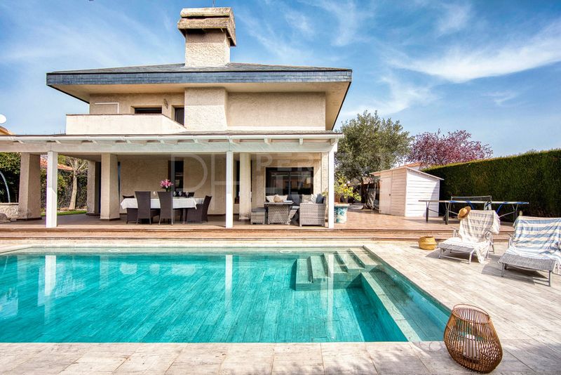 Chalet Independiente en venta L