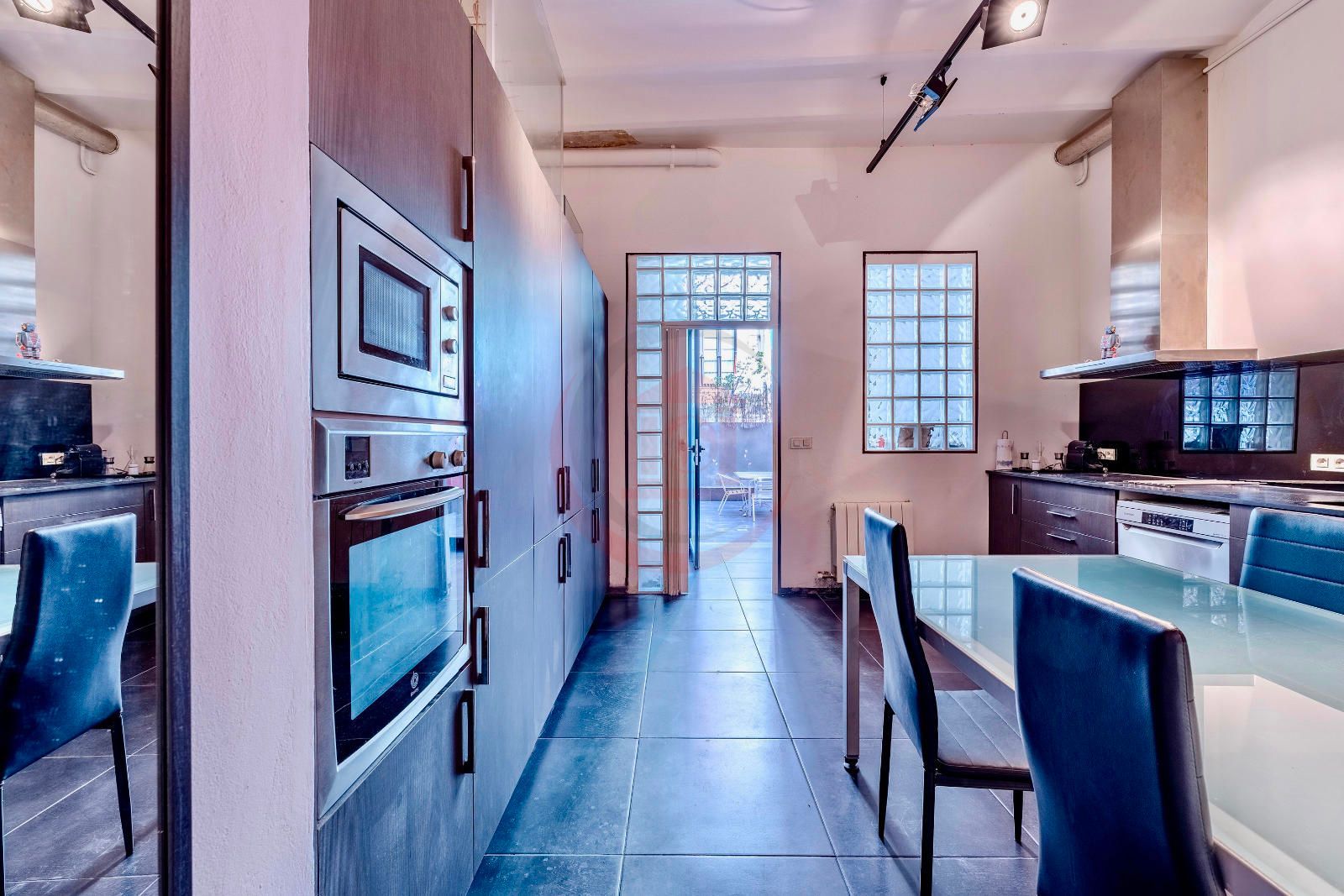 Piso en venta Barcelona. Ref: 1188. PLANET HOUSE BARCELONA 