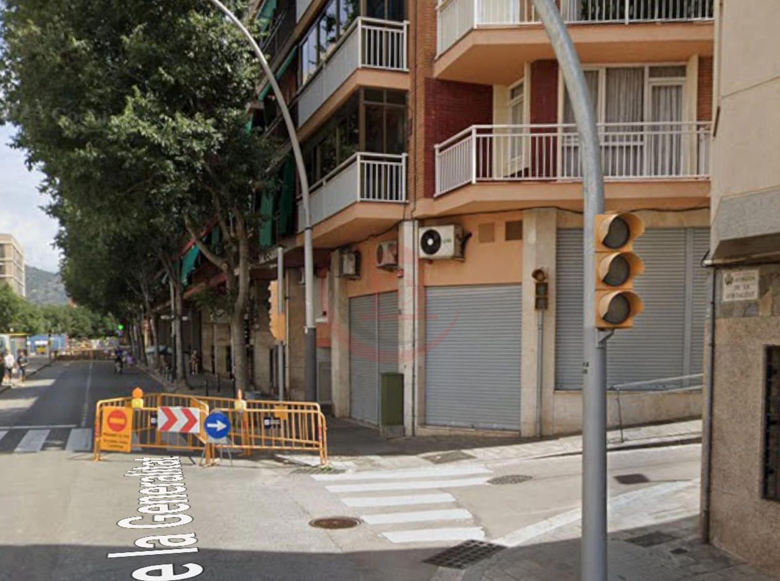 Local Comercial en lloguer Badalona, Barcelona. Ref: 1202. PLANET HOUSE BARCELONA 