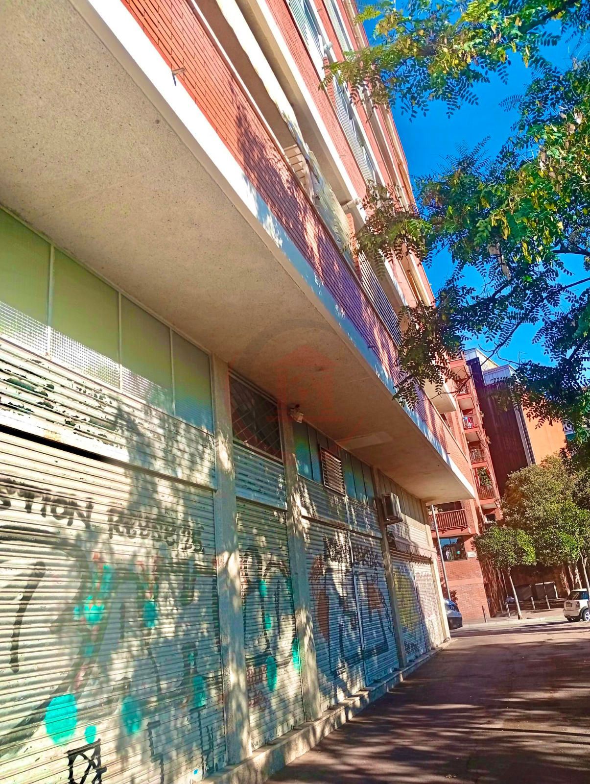 Local Comercial en lloguer Barcelona. Ref: 1206. PLANET HOUSE BARCELONA 