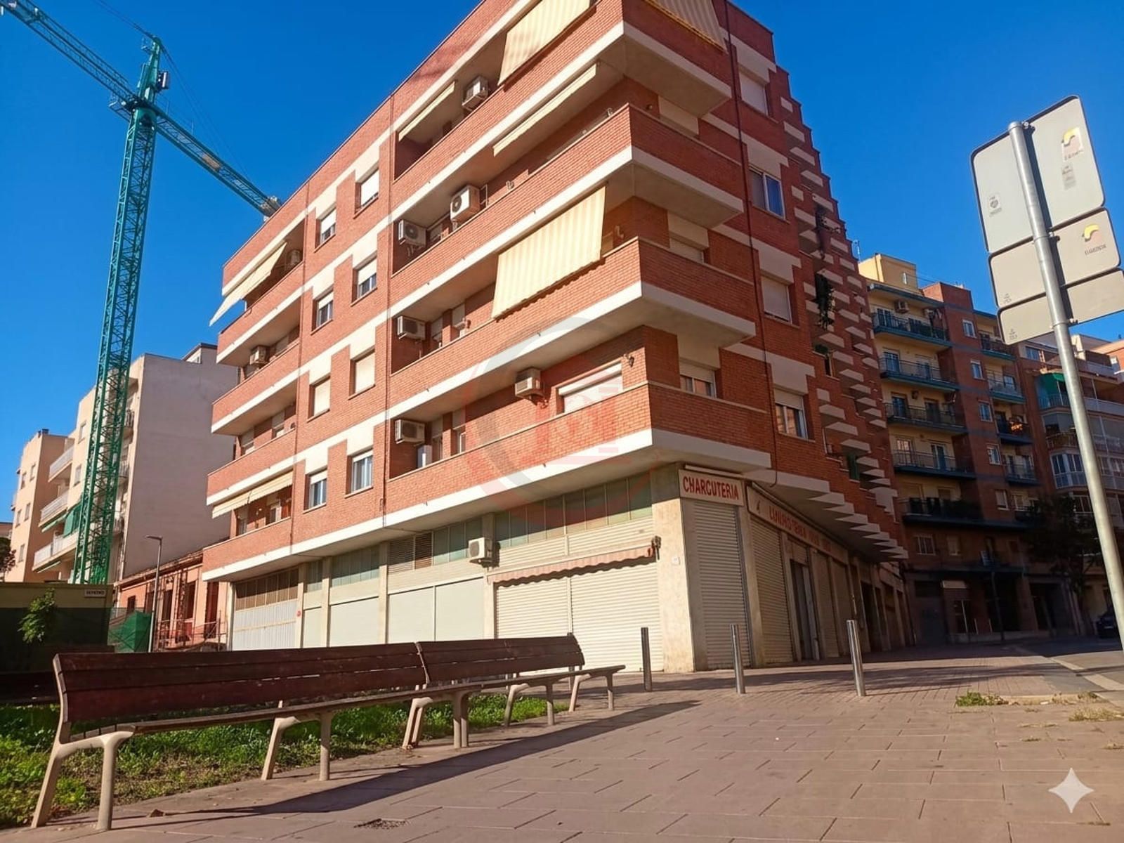 Local Comercial en alquiler Barcelona. Ref: 1275. PLANET HOUSE BARCELONA 