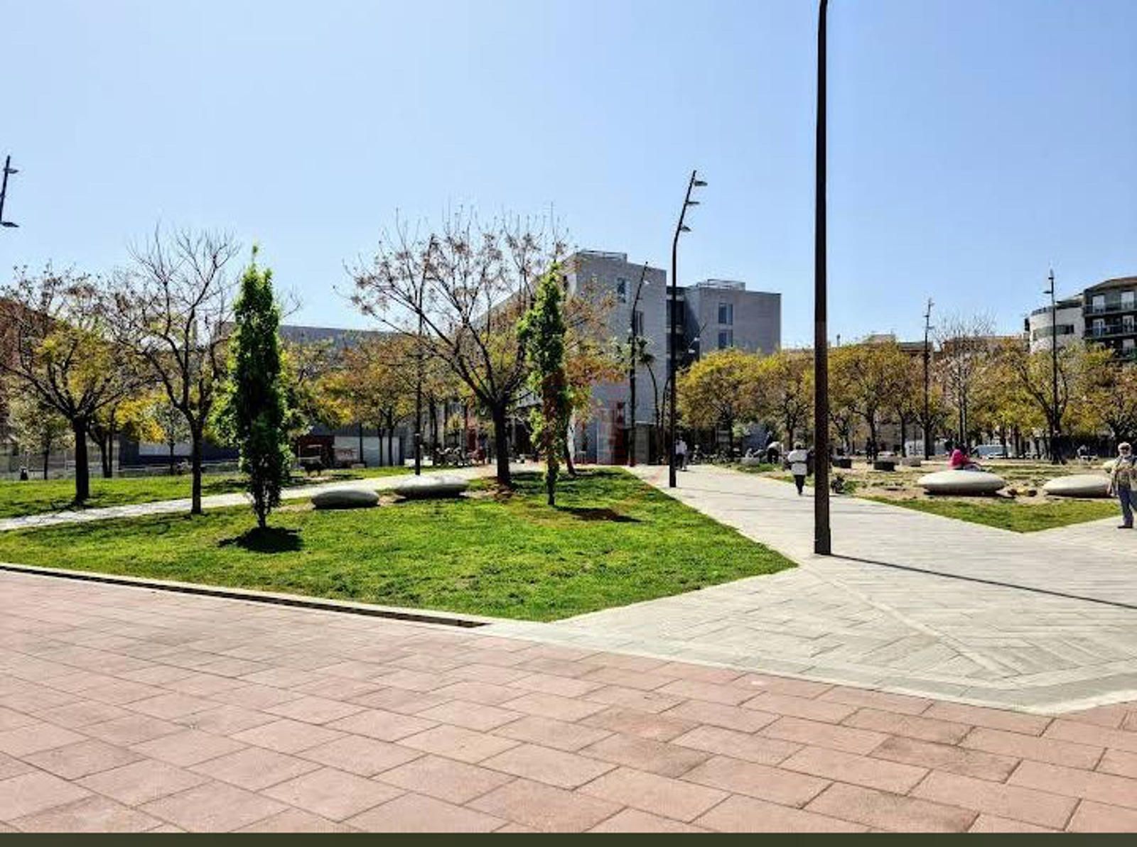 Local Comercial en traspaso Barcelona. Ref: 1299. PLANET HOUSE BARCELONA 