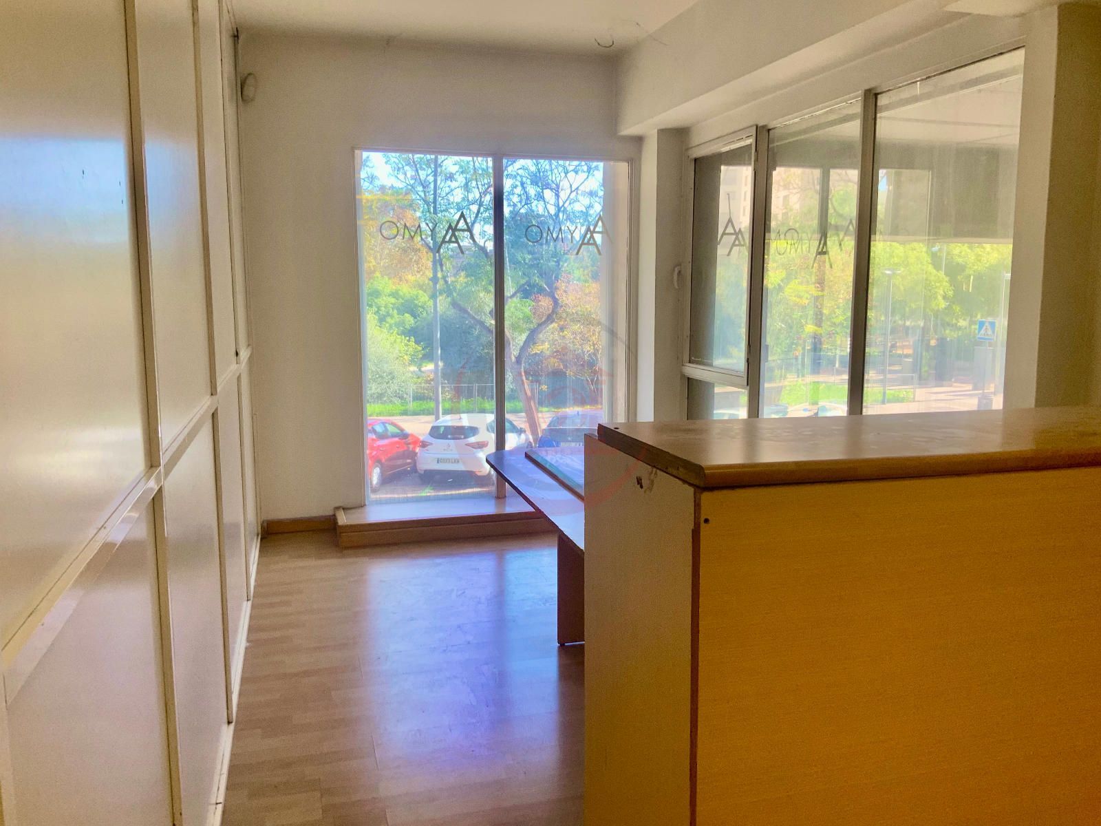 Local Comercial en alquiler Barcelona. Ref: 1312. PLANET HOUSE BARCELONA 