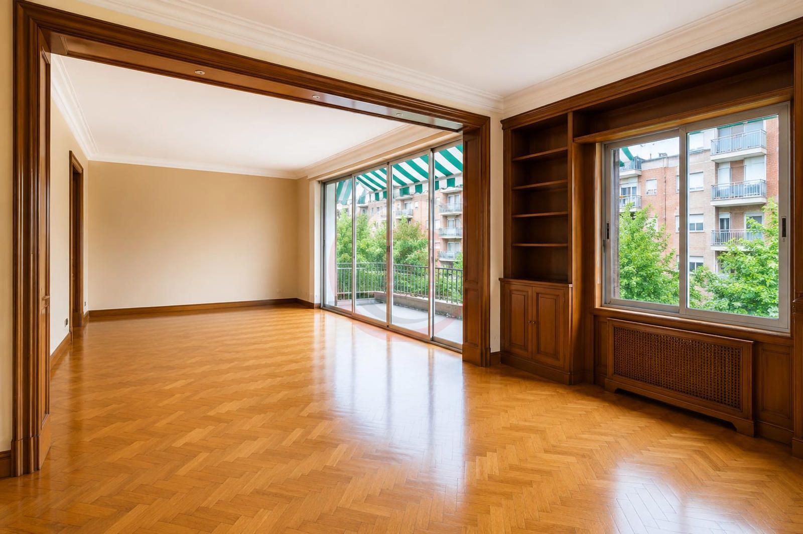 PISO SEÑORIAL EN GRACIA CON TERRAZA PARKING - Foto 3