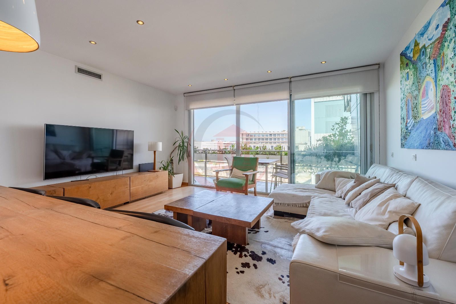VIVIENDA CERCA AL MAR CON GRAN TERRAZA PRIVADA, TOTALMENTE EXTERIOR CON ACABADOS PREMIUM - Foto 4