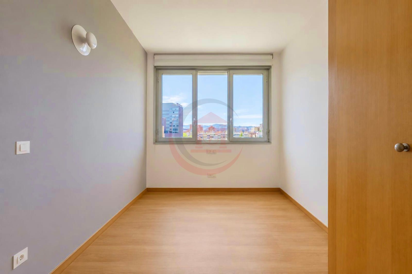 VIVIENDA CERCA AL MAR CON GRAN TERRAZA PRIVADA, TOTALMENTE EXTERIOR CON ACABADOS PREMIUM - Foto 12