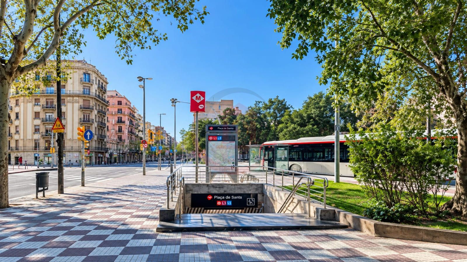 RESTAURANTE CON SALÓN DE EVENTOS LICENCIA C3 Y DOS TERRAZAS AMPLIAS  EN ZONA EXCLUSIVA DE BARCELONA - Foto 8