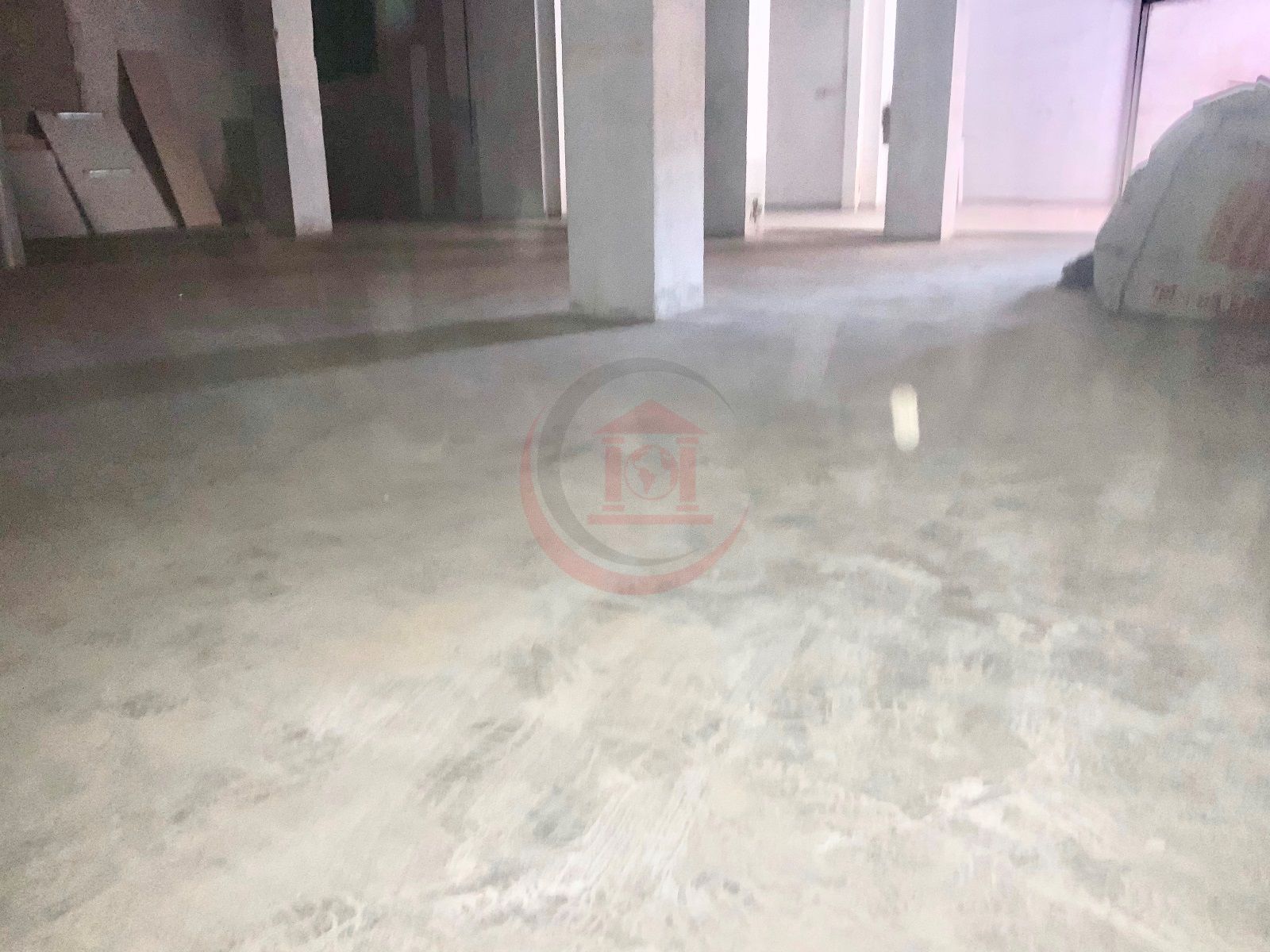 LOCAL MUY AMPLIO DE 245 m² CON GRANDES POSIBILIDADES EN BADALONA - Foto 21