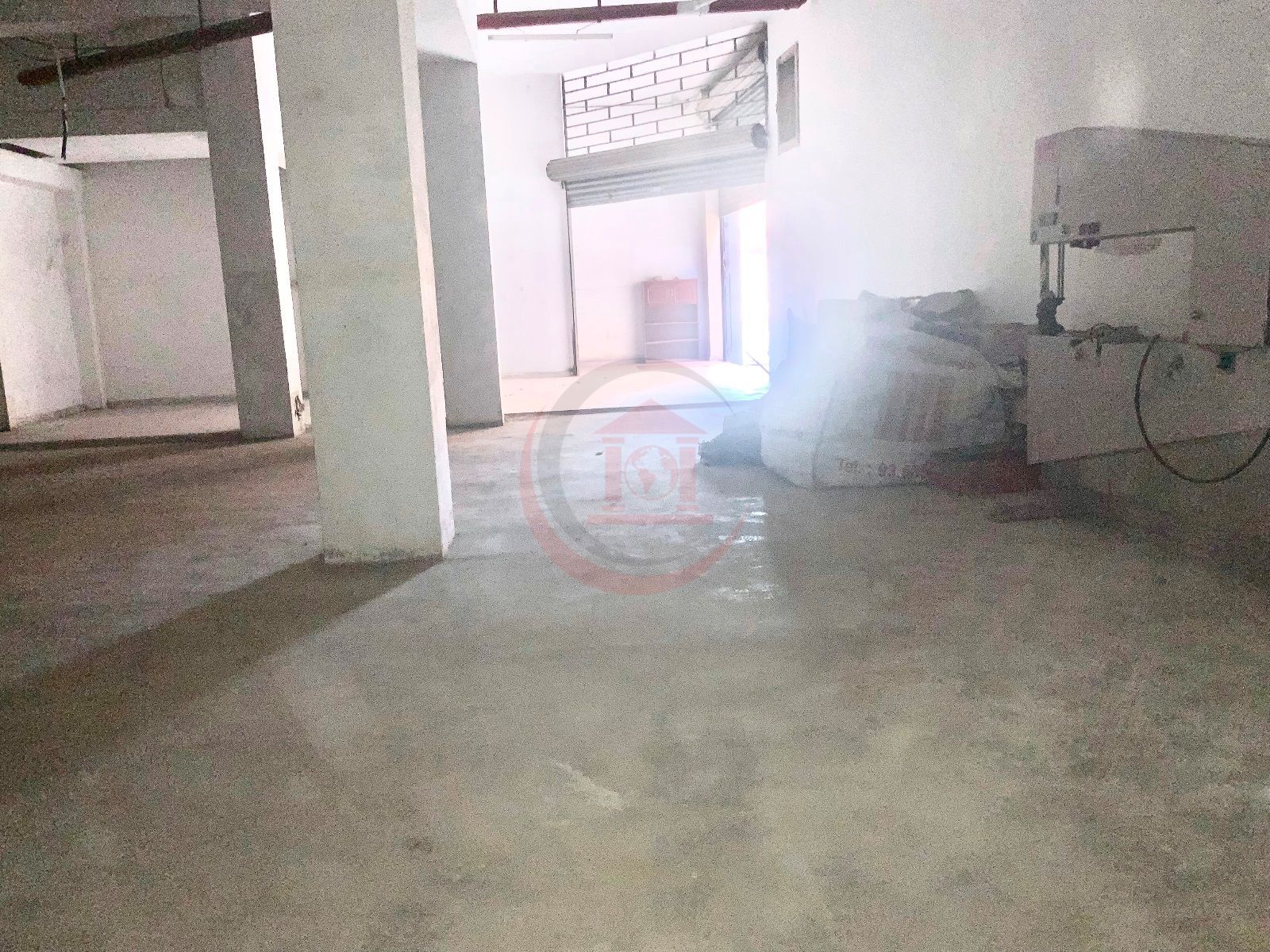 LOCAL MUY AMPLIO DE 245 m² CON GRANDES POSIBILIDADES EN BADALONA - Foto 22