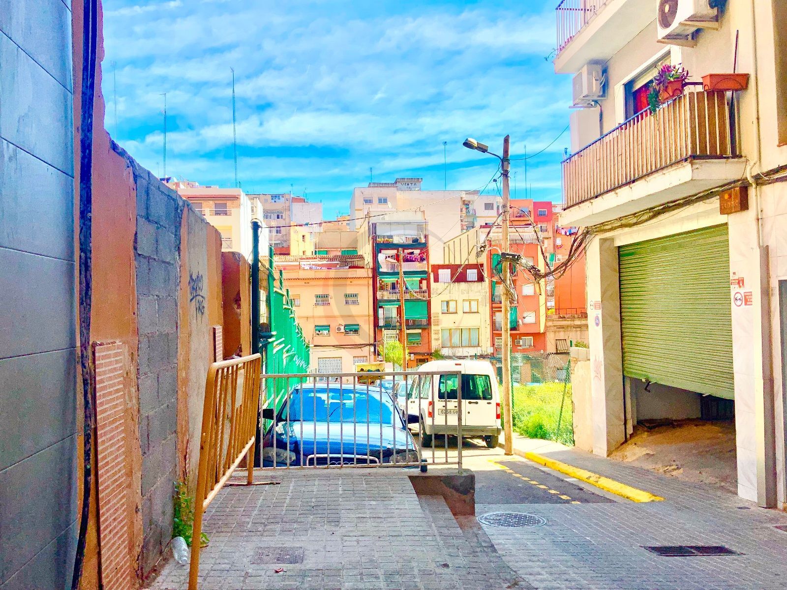 LOCAL MUY AMPLIO DE 245 m² CON GRANDES POSIBILIDADES EN BADALONA - Foto 26