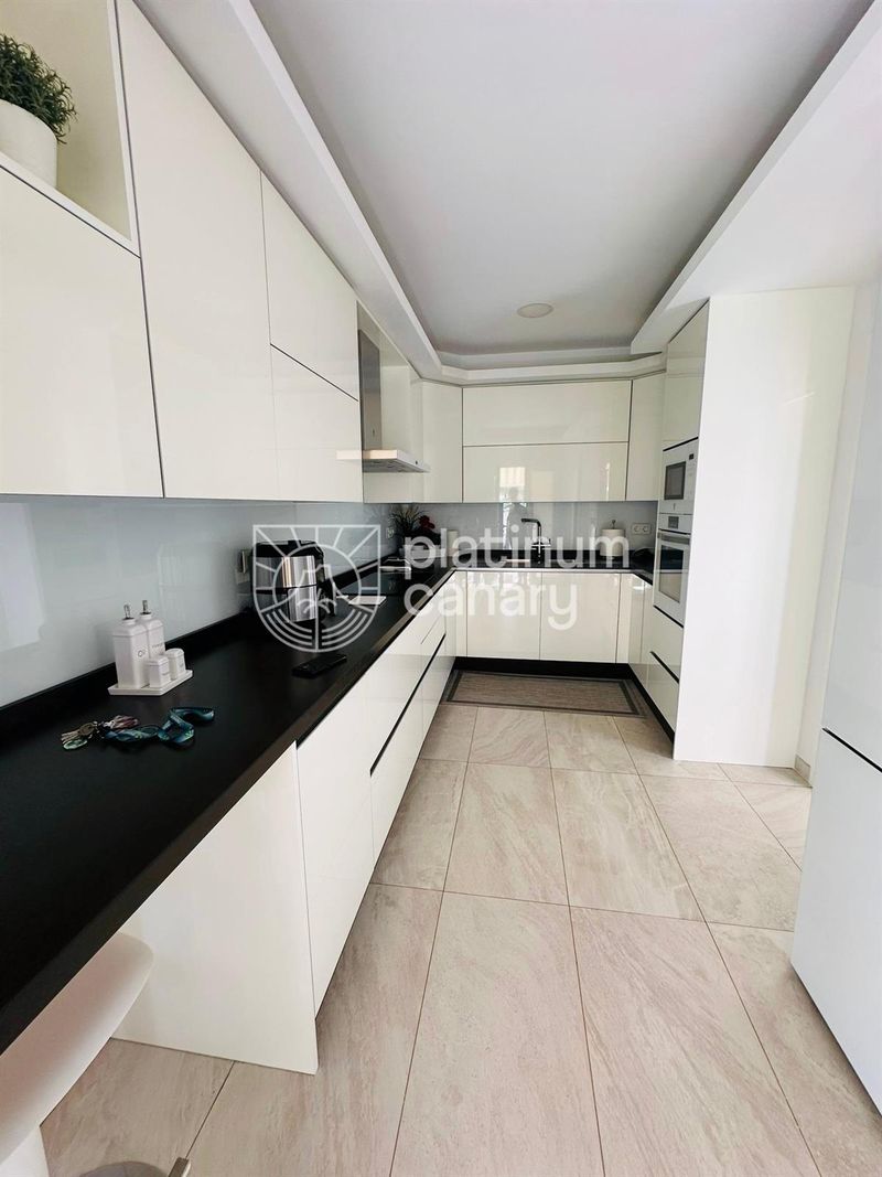 Heim zu verkaufen Playa De Los Cristianos, Santa Cruz Tenerife. Ref: 1547. Platinum Canary