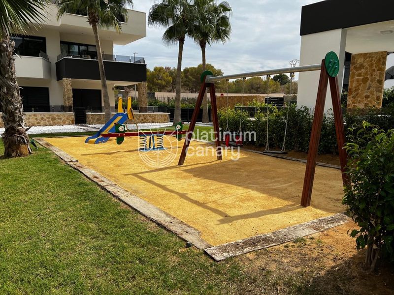 Wohnung zu verkaufen Torrevieja, Alicante. Ref: 2189. Platinum Canary