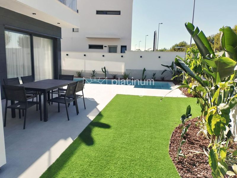 Freistehende Villa zu verkaufen Roda, Murcia. Ref: 2223. Platinum Canary