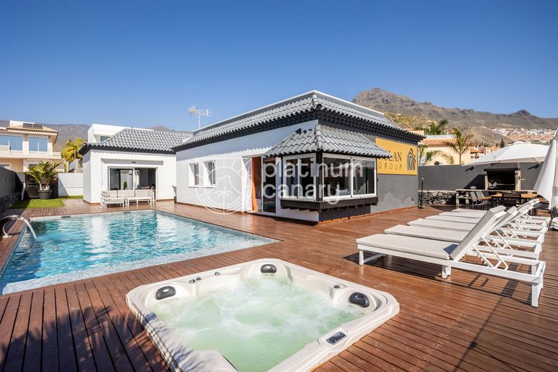 Freistehende Villa zu verkaufen Costa Adeje, Santa Cruz Tenerife. Ref: 2248. Platinum Canary