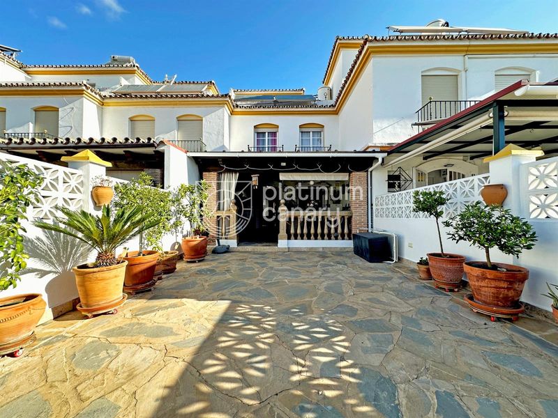 Heim zu verkaufen Estepona, Málaga. Ref: 2351. Platinum Canary