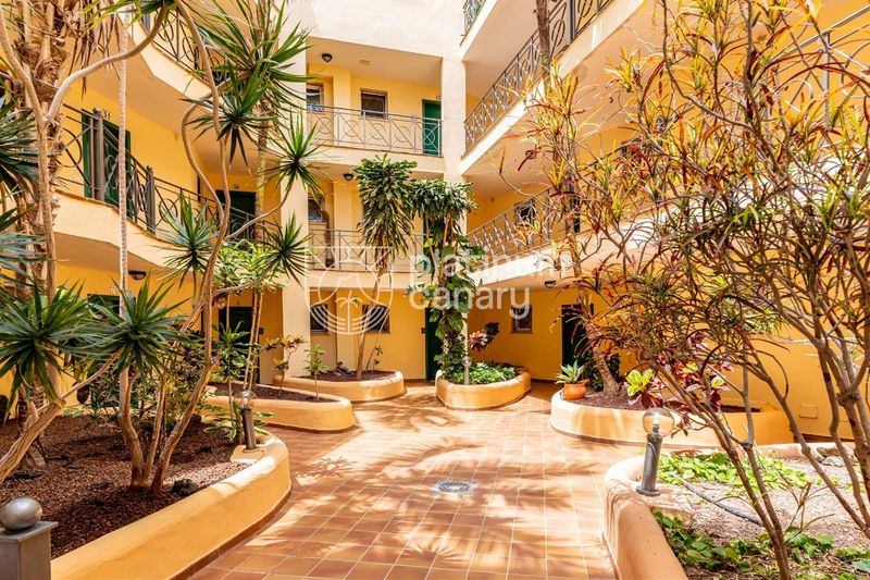 Wohnung zu verkaufen Playa De Los Cristianos, Santa Cruz Tenerife. Ref: 2447. Platinum Canary