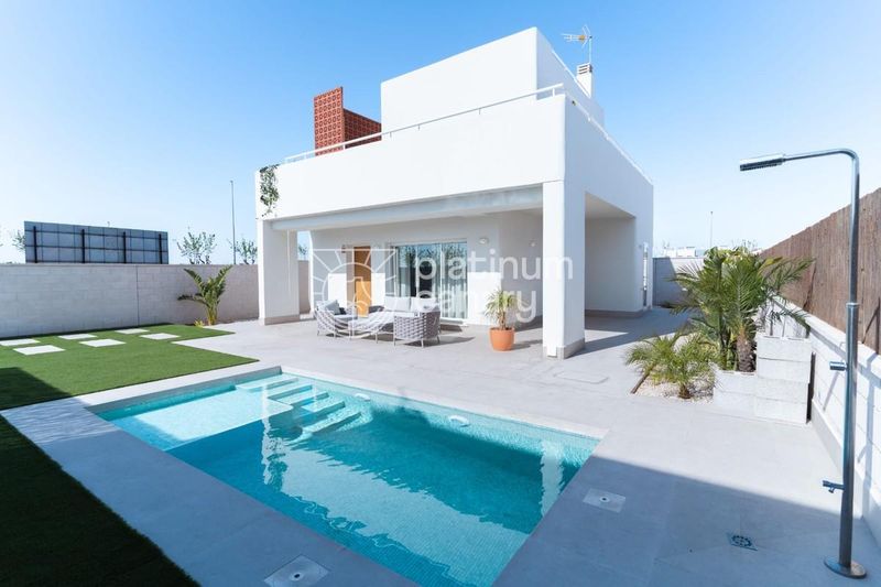 Freistehende Villa zu verkaufen Pilar De La Horadada, Alicante. Ref: 2485. Platinum Canary