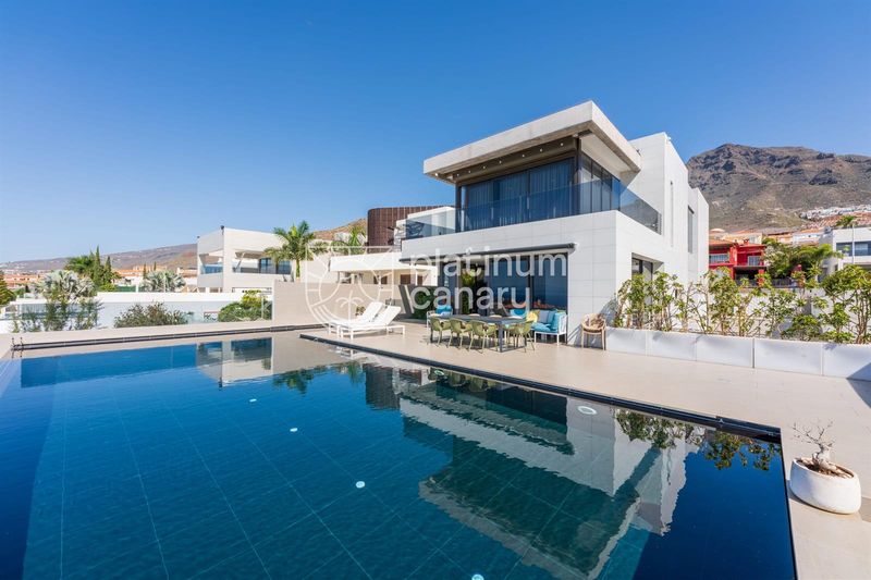 Heim zu verkaufen Costa Adeje, Santa Cruz Tenerife. Ref: 2521. Platinum Canary