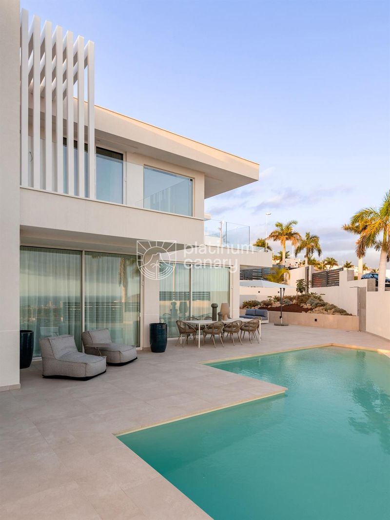 Freistehende Villa zu verkaufen Costa Adeje, Santa Cruz Tenerife. Ref: 2586. Platinum Canary