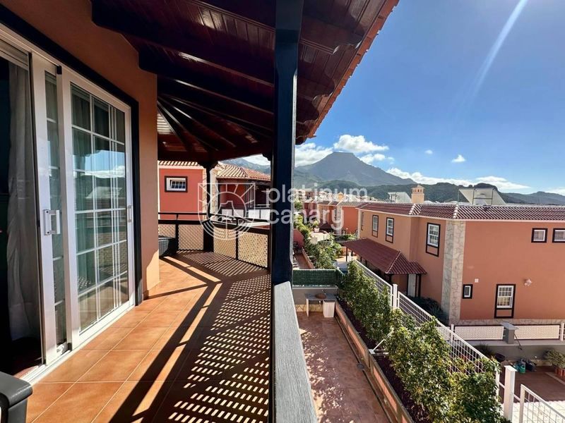 Heim zu verkaufen Adeje, Santa Cruz Tenerife. Ref: 2602. Platinum Canary