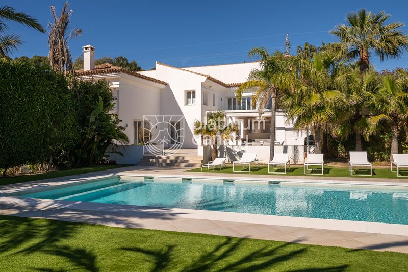 Chalet Independiente en venta Marbella, Málaga. Ref: 2706. Platinum Canary