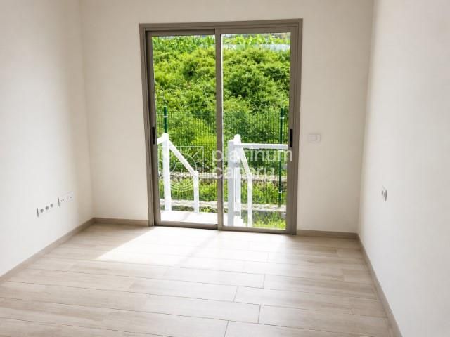 Piso en venta Puerto de la Cruz, Santa Cruz Tenerife. Ref: 2710. Platinum Canary