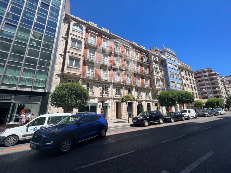 Piso en alquiler Burgos. Ref: 2008. Plaza Inmobiliaria