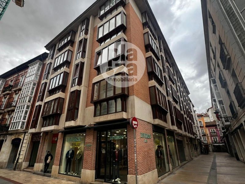 Piso en alquiler Burgos. Ref: 3347. Plaza Inmobiliaria