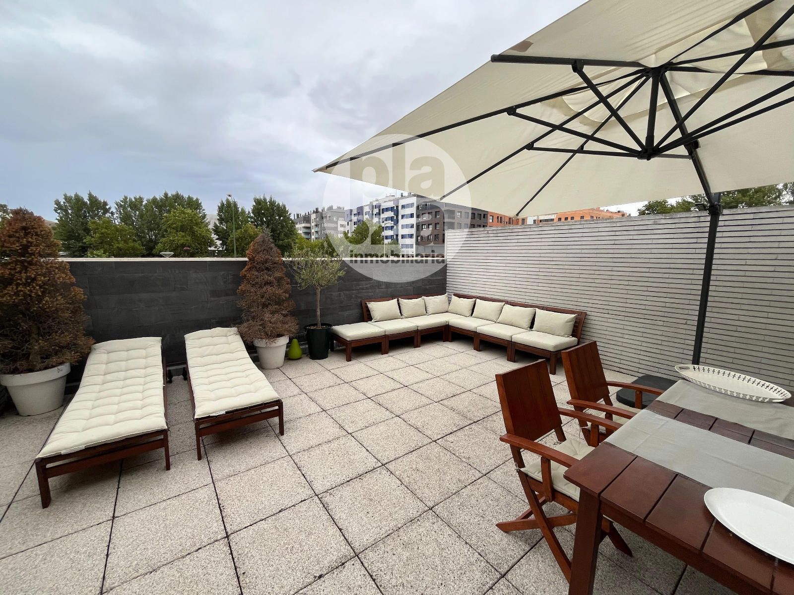 Terraza - IMPRESIONANTE CHALET ADOSADO EN CALLE PORTOMARIN - BURGOS