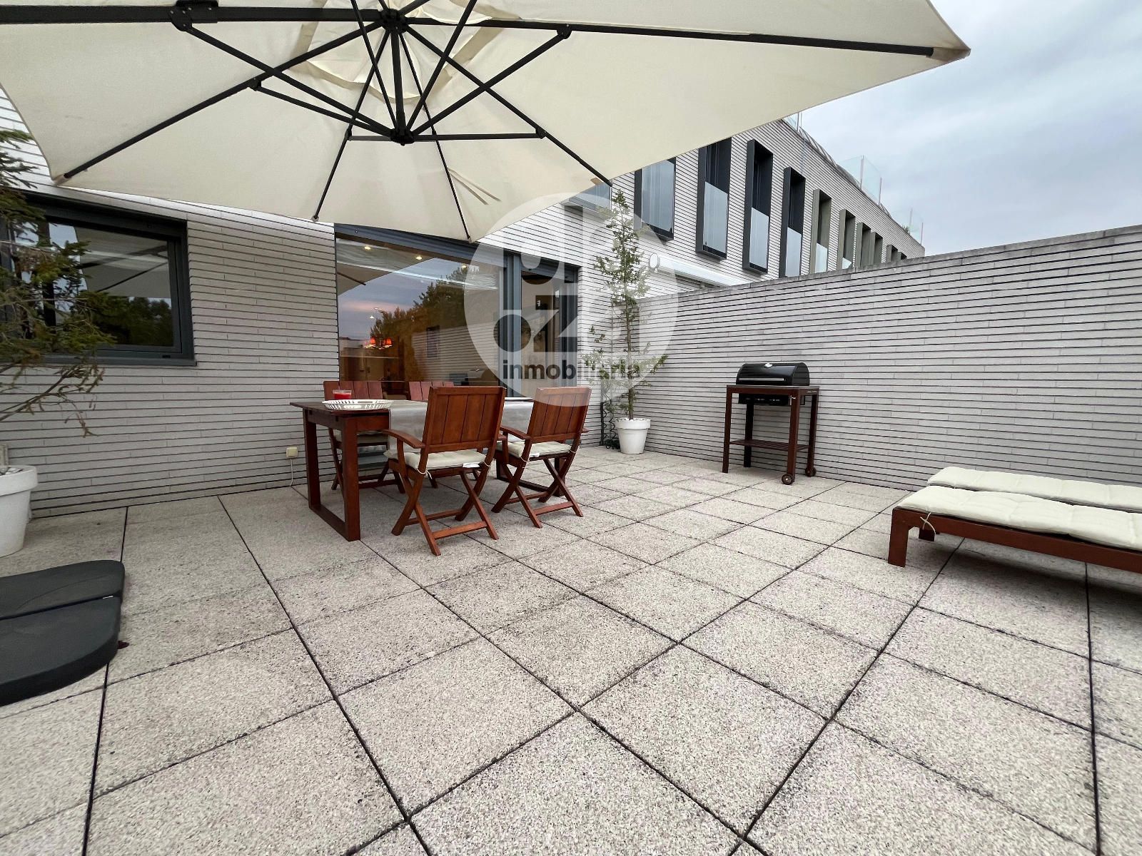 Terraza - IMPRESIONANTE CHALET ADOSADO EN CALLE PORTOMARIN - BURGOS