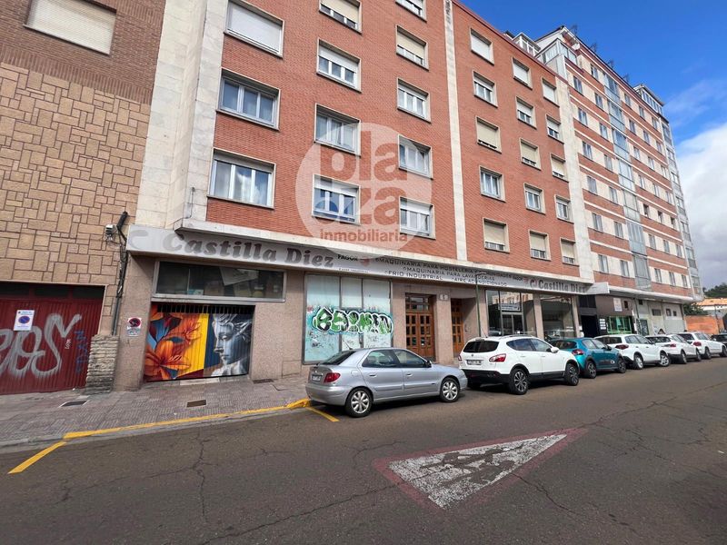 Garaje en alquiler Burgos. Ref: 4658. Plaza Inmobiliaria