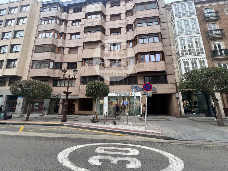 Garaje en venta Burgos. Ref: 4764. Plaza Inmobiliaria