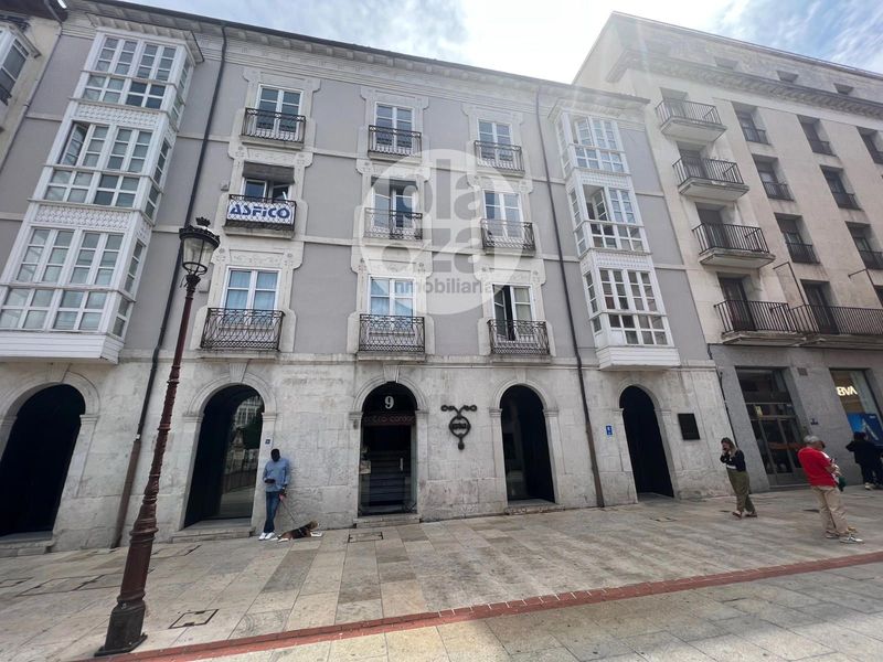Oficina en alquiler Burgos. Ref: 4765. Plaza Inmobiliaria