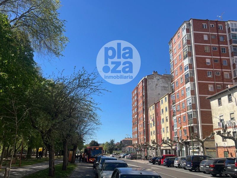 Piso en venta Burgos. Ref: 5090. Plaza Inmobiliaria