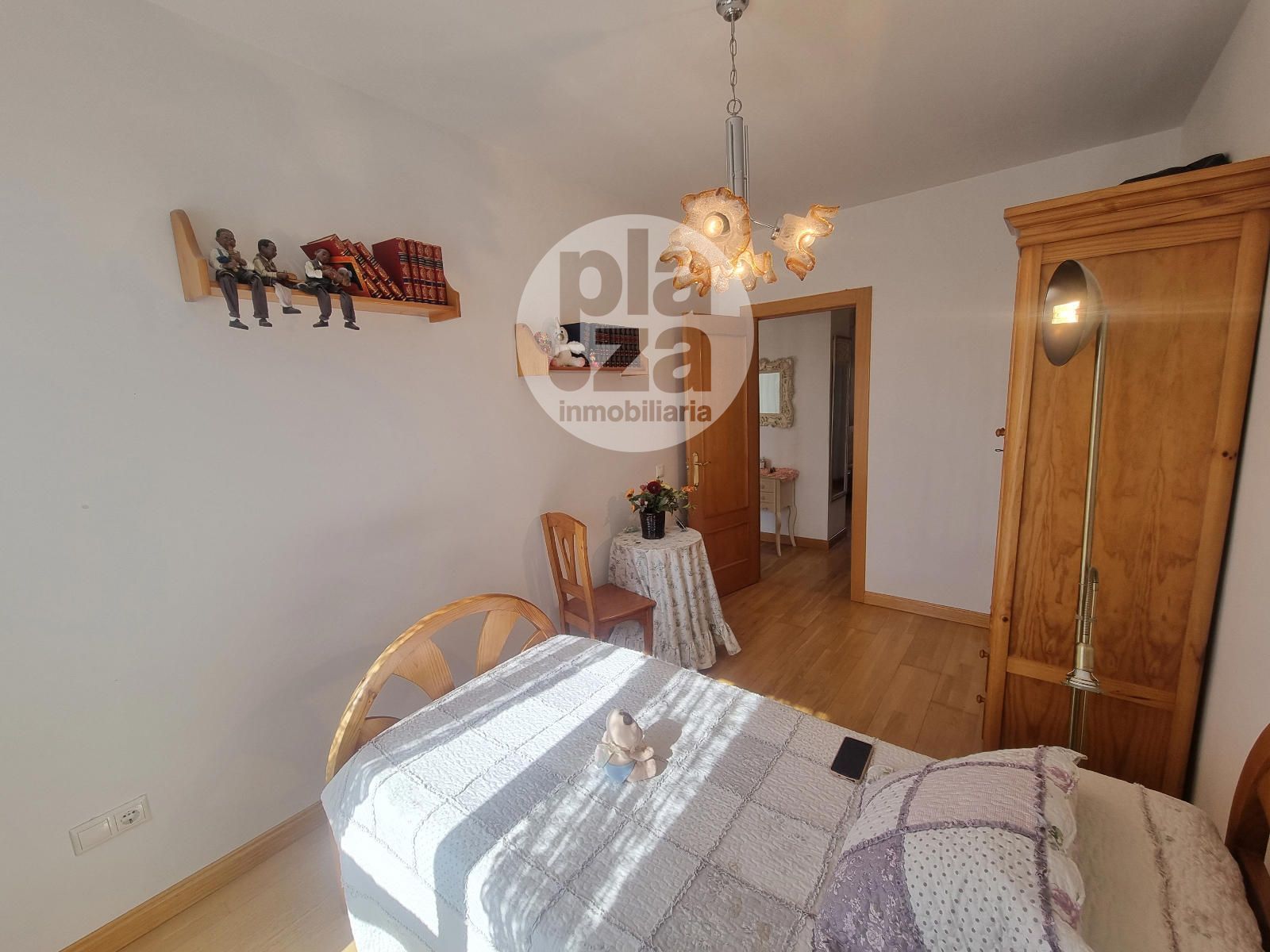 Dormitorio - ÁTICO CON TERRAZA EN EL CENTRO DE BURGOS