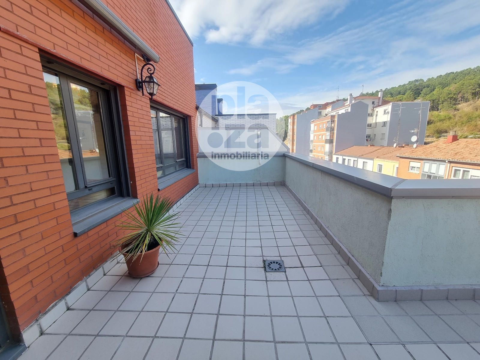 Terraza - ÁTICO CON TERRAZA EN EL CENTRO DE BURGOS