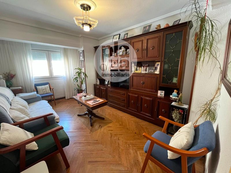 Piso en venta Burgos. Ref: 5229. Plaza Inmobiliaria