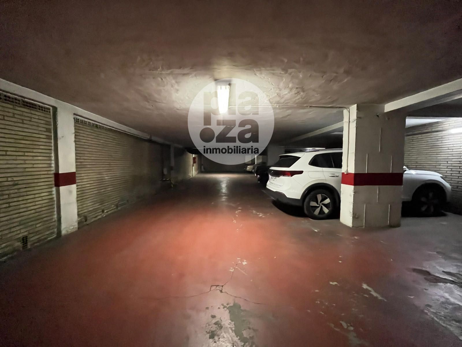 ¡ESPECTACULAR PLAZA DE GARAJE EN REGINO SAINZ DE LA MAZA! - Foto 5