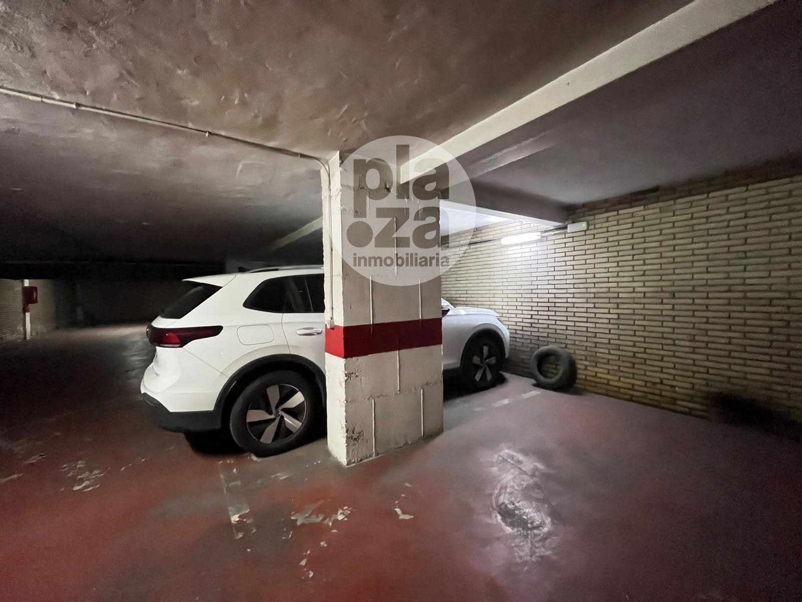 ¡ESPECTACULAR PLAZA DE GARAJE EN REGINO SAINZ DE LA MAZA! - Foto 6