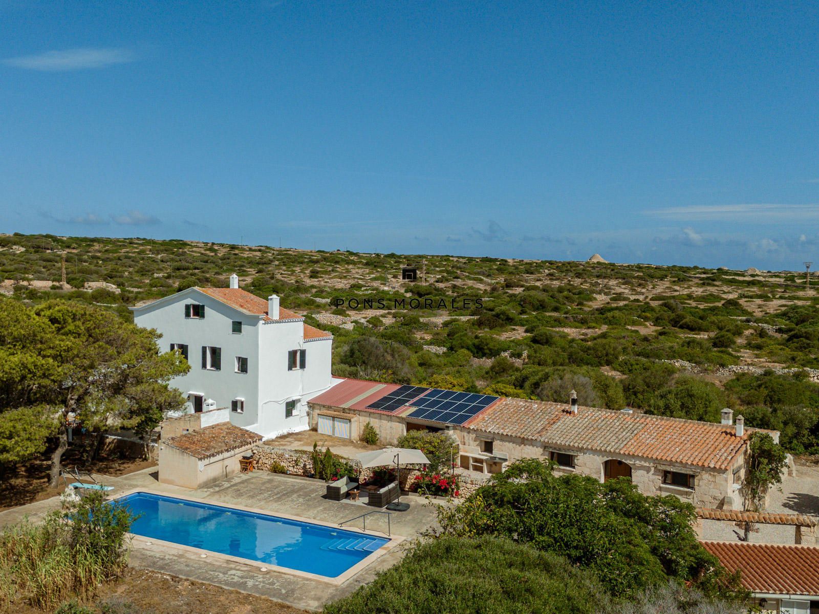 Finca rústica con vistas al mar y piscina en Ciutadella de Menorca. - Foto 5