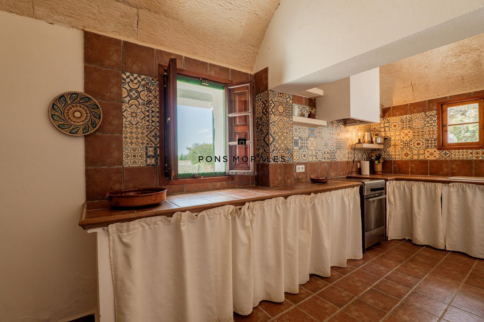 Finca rústica con vistas al mar y piscina en Ciutadella de Menorca. - Foto 10