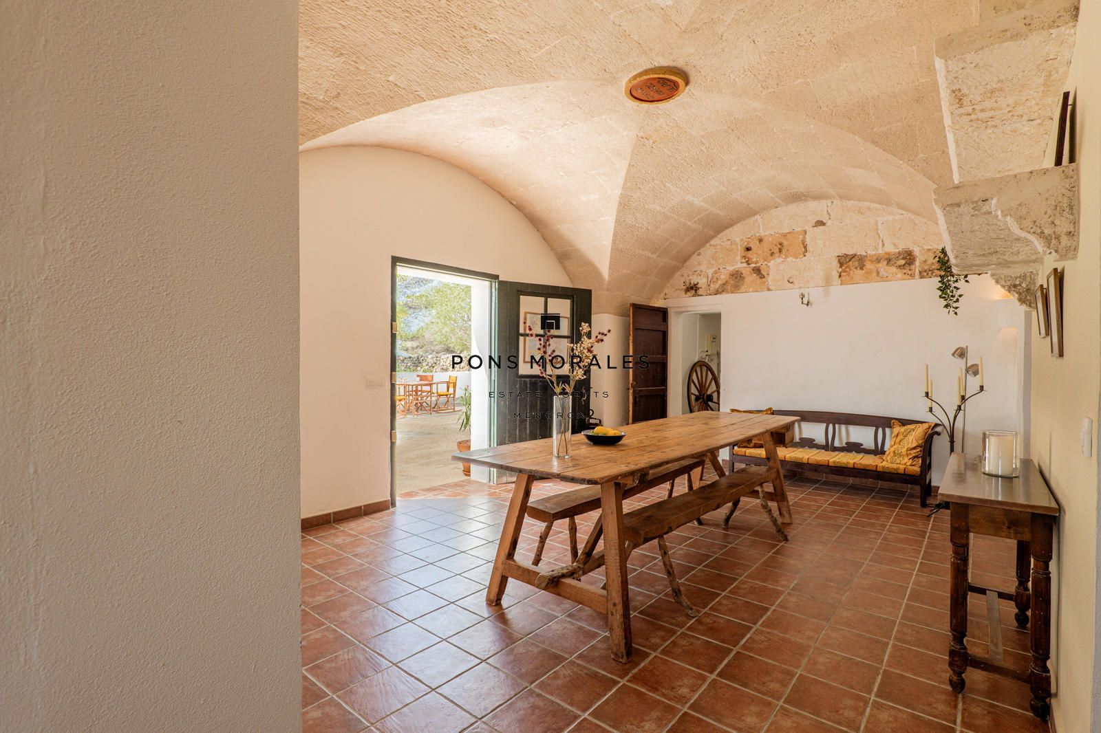 Finca rústica con vistas al mar y piscina en Ciutadella de Menorca. - Foto 11