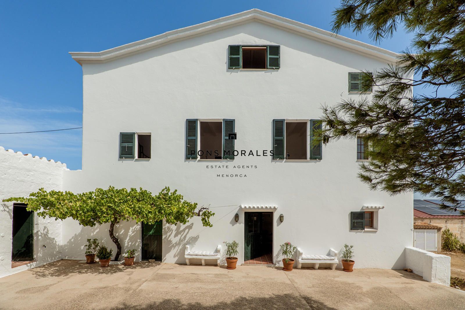 Finca rústica con vistas al mar y piscina en Ciutadella de Menorca. - Foto 2