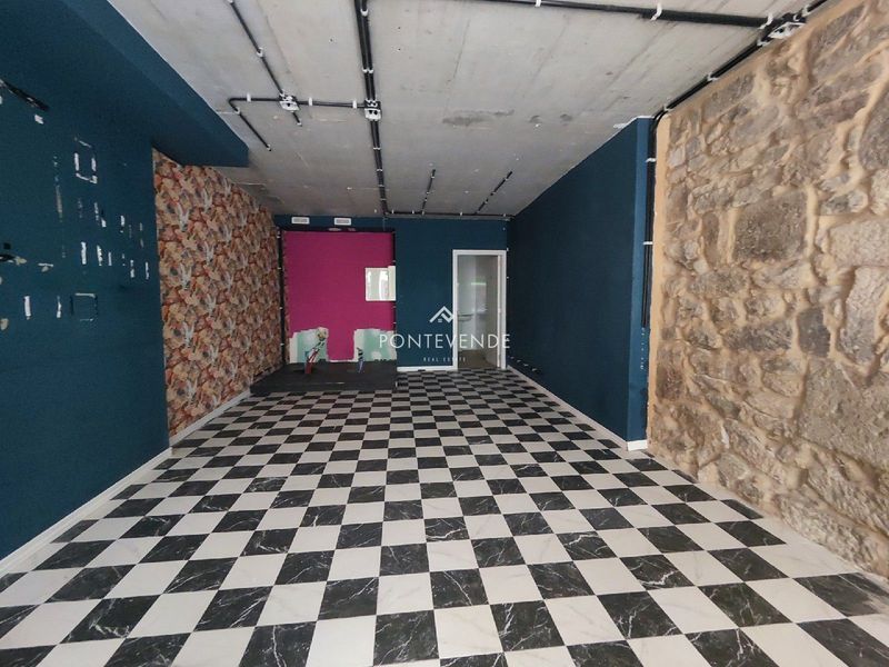 Local Comercial en alquiler Pontevedra. Ref: 3565. Pontevende