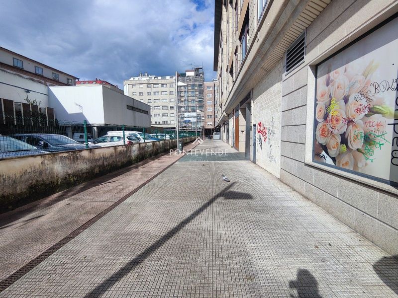 Local Comercial en alquiler Pontevedra. Ref: 3813. Pontevende