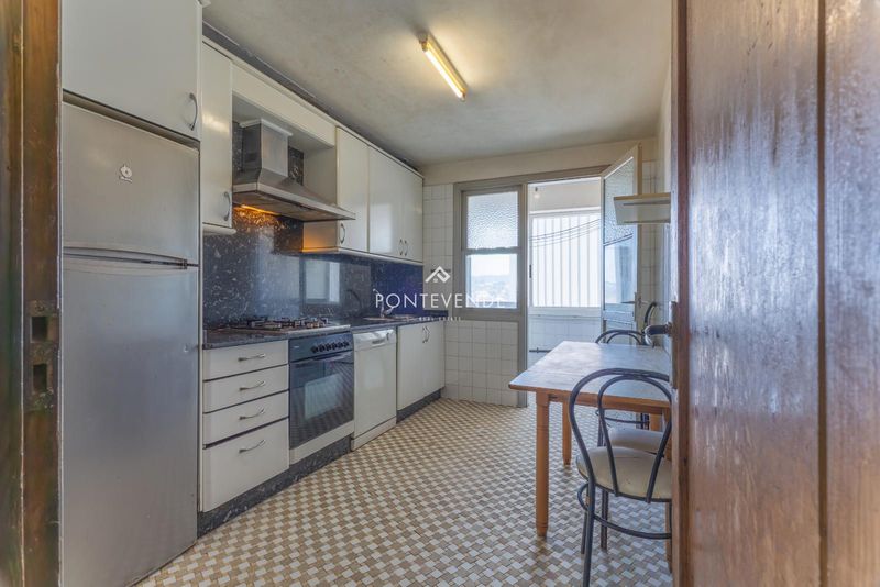 Piso en venta Vigo, Pontevedra. Ref: 4361. Pontevende