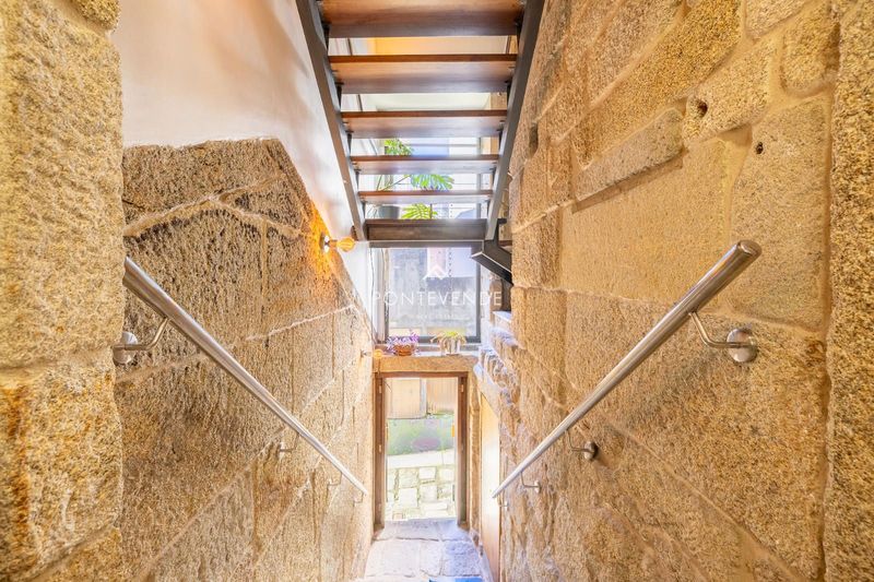 Edificio Singular en venta Cangas, Pontevedra. Ref: 4916. Pontevende