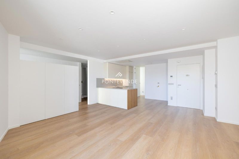 Piso en venta Pontevedra. Ref: 4948. Pontevende
